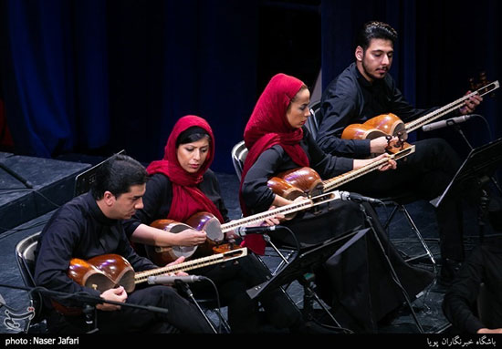 علیرضا افتخاری آثار قدیمی‌اش را با ارکستر ملی خواند