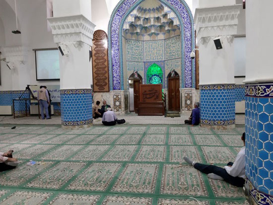 حذف نرده‌های حائل مردم و مسئولان در نمازجمعه یزد