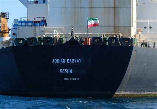 میتسوتاکیس: نفتکش ایرانی به سمت یونان نمی‌آید