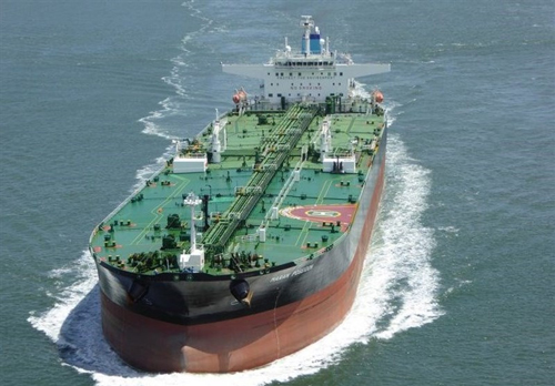 بلومبرگ: آمریکا در صفر کردن صادرات نفت ایران شکست خورد
