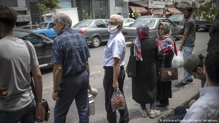 کاهش استفاده از ماسک در خوزستان / خطر بازگشت وضعیت قرمز