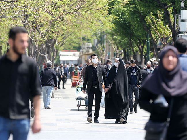 آخرین آمار کرونا در ایران/ فوت ۴۰۶ بیمار دیگر / شناسایی ۸۷۷۲ بیمار جدید