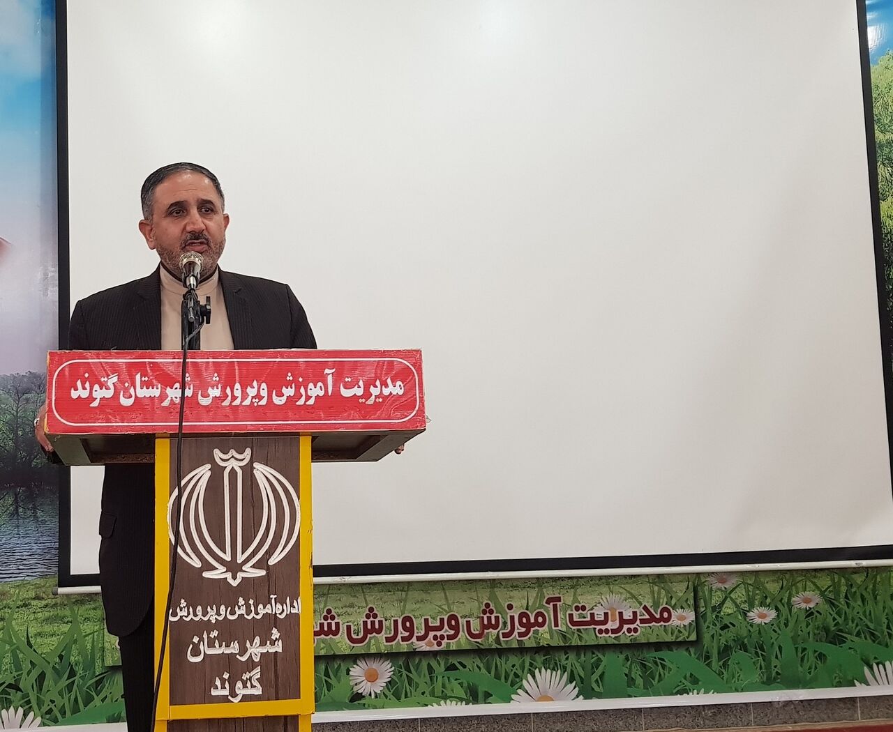 10 درصد استخدام معلمان کشور به خوزستان اختصاص یافت