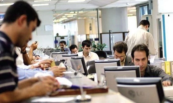 توضیحی درباره چگونگی فعالیت کارکنان ادارات و بانک‌ها در خوزستان