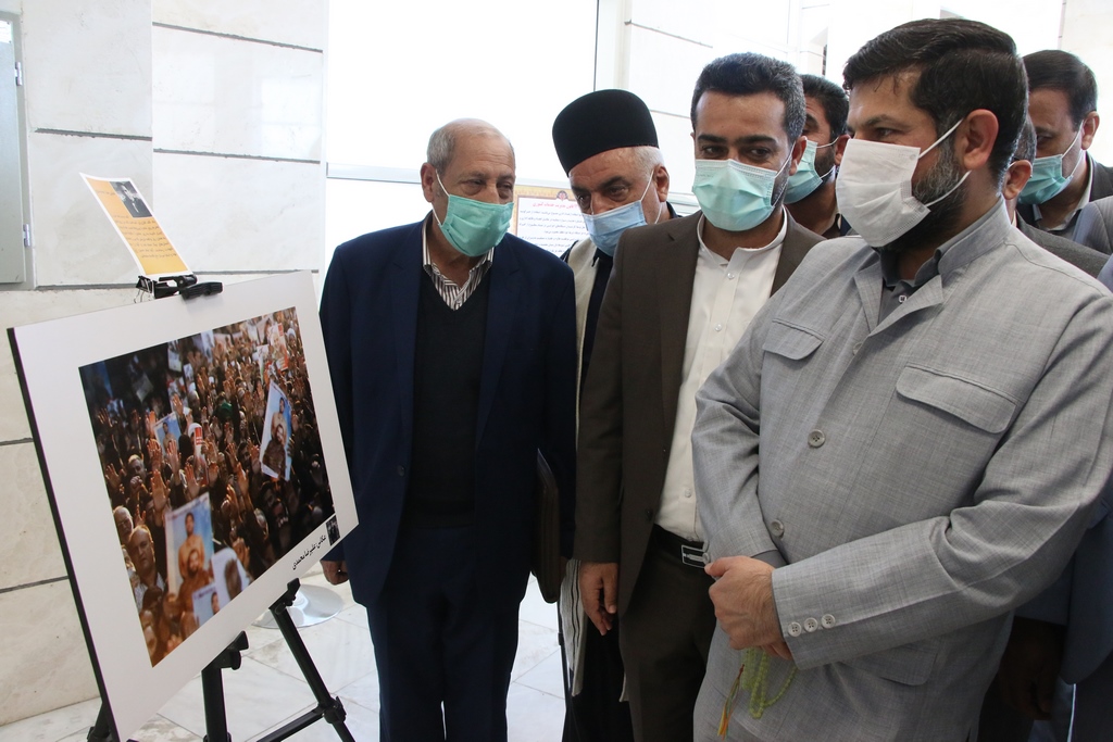 عکاسان در ثبت تشییع شهید سلیمانی نقش ارزنده‌ای داشتند