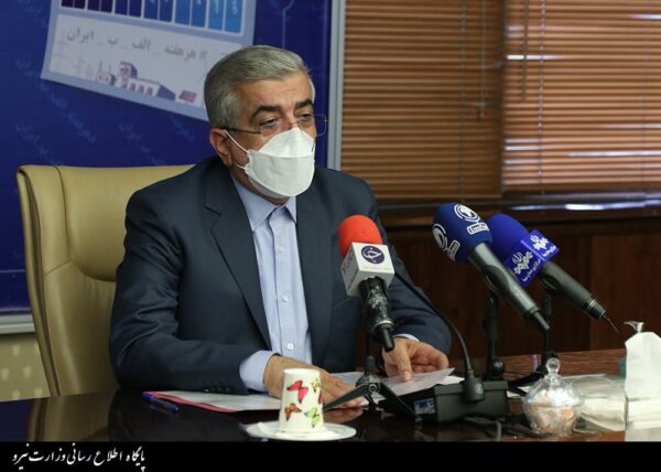 وزیر نیرو: امیدواریم امسال هم مانند سال قبل در خوزستان مشکل تامین انرژی نداشته باشیم