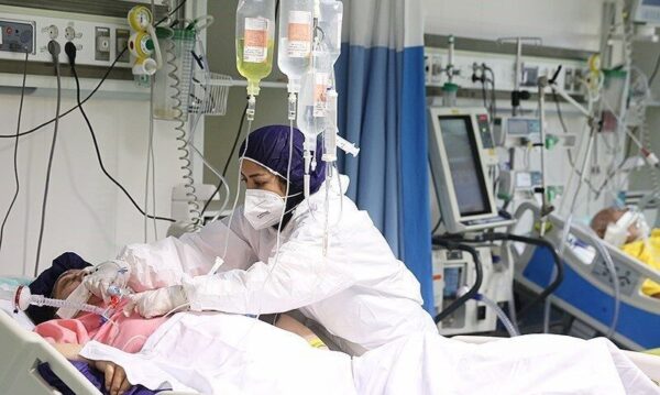 وزیر بهداشت طرح “تزریق زودهنگام داروهای ضدویروسی” در خوزستان را تایید کرد