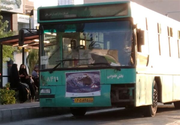 تعطیلی اتوبوس‌های عمومی در اهواز به نام کرونا به ضرر مردم / ادارات و بازار باز حمل و نقل مردم تعطیل؟ + ویدئو