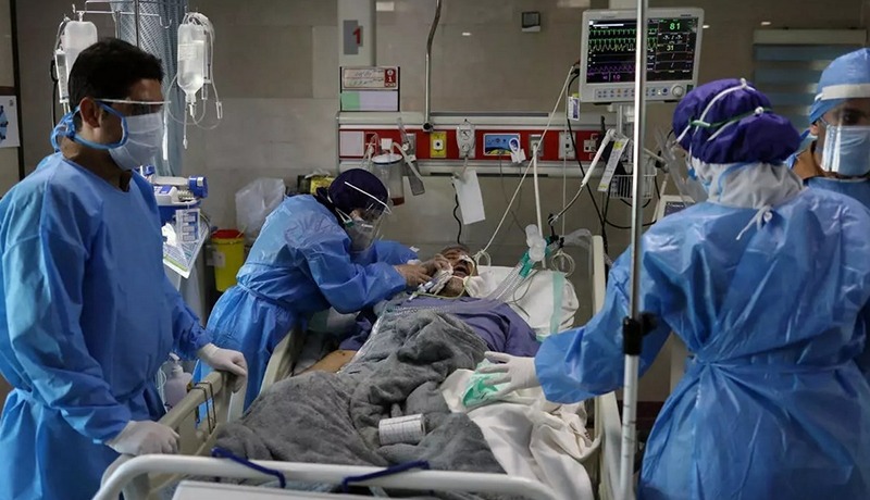 مشاهده ‎شدن «قارچ‌‎ سیاه» در بیش از ۱۰ بیمار کرونایی در ایران / این بیماران به دلیل نبود دارو یا فوت می‎ کنند یا بینایی خود را از دست می‎ دهند/ فیلم