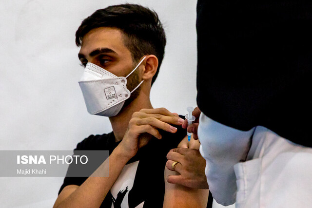 تنها ۳۳ درصد دانش‌آموزان خوزستان ۲ دُز واکسن را زده اند