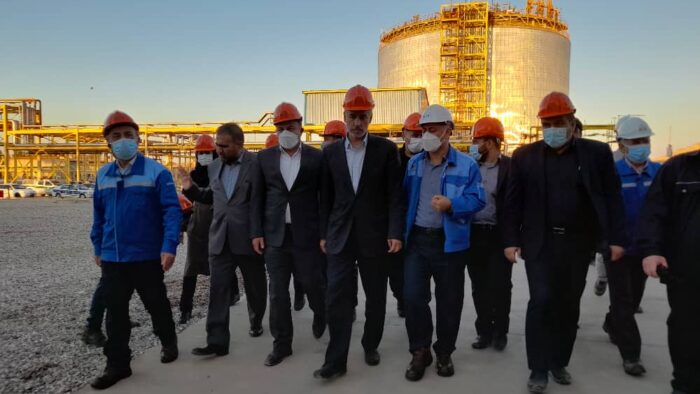 تکمیل زنجیره‌های نفت و گاز از برنامه‌های دولت در خوزستان