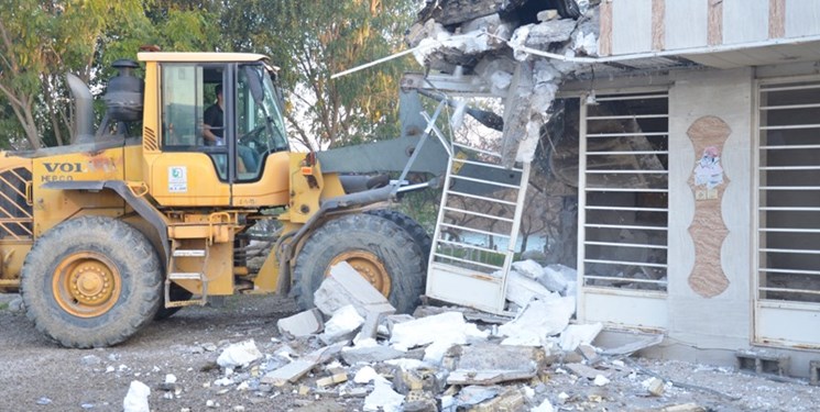 تخریب بیش از ۳۰۰ سازه غیرمجاز در بهبهان