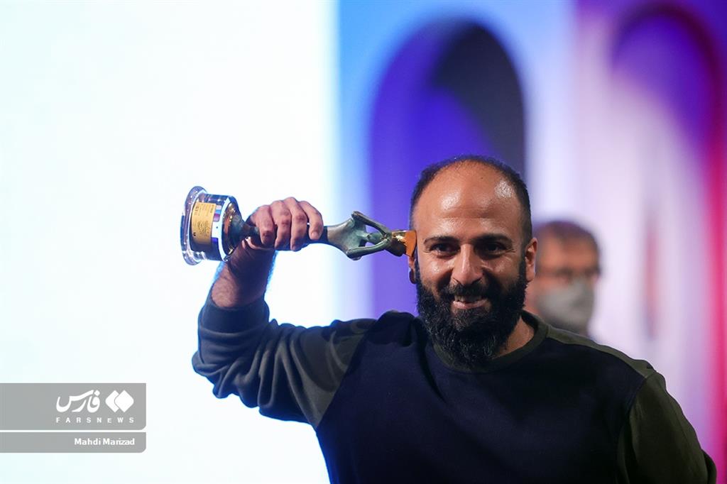 ۵ جایزه جشنواره تئاتر فجر به یک اهوازی رسید