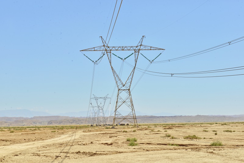 645 مگاولت آمپر به ظرفیت شبکه برق منطقه‌ای خوزستان در سال جاری اضافه شد