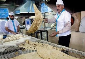 خبرگزاری دولت: قیمت نان تغییری نکرده؛ فقط در نانوایی‌های آزادپزِ تهران، قم و کرمانشاه افزایش یافته/ اکنون سنگک در کشور تا ۶ هزار تومان فروخته می‌شود
