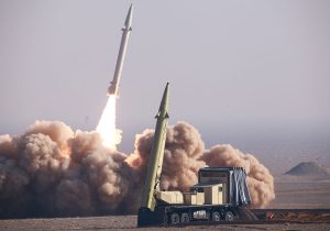 رونمایی ارتش ایران از موشک‌های برد ۳۰۰ کیلومتر