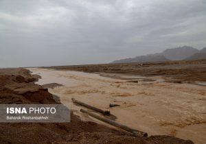 با وجود سیل‌های چند روز گذشته در کشور، در حوضه‌های استان خوزستان بارش خوبی نداشتیم/ وضعیت ذخایر آبی خوزستان تغییری نخواهد داشت/ در حوضه‌ کرخه که بسیار نیازمند به آب بودیم هیچ بارشی رخ نداده