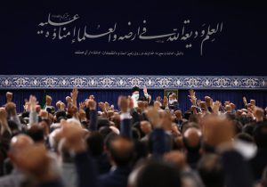 رهبر انقلاب: هرکس «ایران قوی» را می‌خواهد به صنعت هسته‌ای اهمیت بدهد/ توافق اشکال ندارد اما زیرساخت‌های هسته‌ای نباید دست بخورد