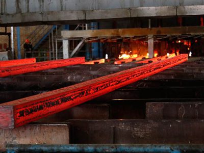 فولاد خوزستان بزرگ‌ترین تامین‌کننده نیاز بازار به شمش فولادی/ افزایش درآمد ۱۳۹ درصدی فروش نسبت به بهار ۱۴۰۱