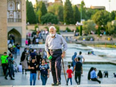 بررسی سن امید به زندگی در ایران و کشورهای منطقه