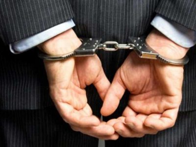 بازداشت ۲ نفر از کارمندان شهرداری دزفول به اتهام اخذ رشوه