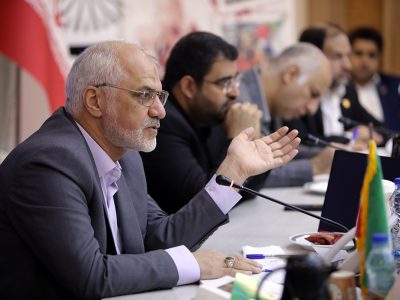 استاندار: نقشه راه اجرای اقتصاد دیجیتال در خوزستان تهیه شود