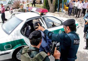 سارقان مسلح خودرو در امیدیه دستگیر شدند