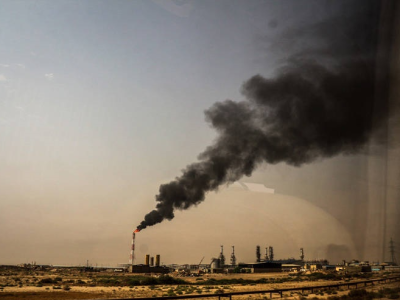 ۳۵۰ فلر نفتی در خوزستان می‌سوزد/ از این فلرها حدود ۷۰۰ میلیون فوت مکعب روزانه گاز سوزانده می‌شود/ آلودگی و هدر رفت این سرمایه در شان مردم نیست