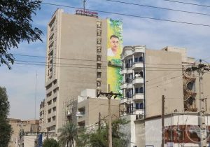 اجرای طرح نقاشی دیواری چهره شهدای مدافع سلامت در اهواز