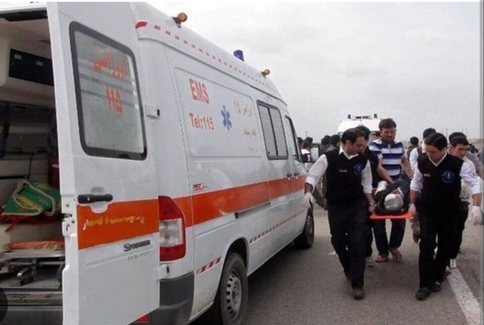 حادثه برای مینی‌بوس کارکنان سازمان آب و برق خوزستان در جاده امامزاده عبدالله صیدون/ ۲ نفر جان باختند