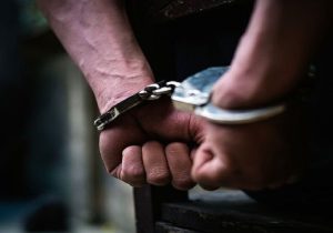 قاتل فراری در خرمشهر دستگیر شد/ بازداشت ۱۰ سارق و خرده فروش مواد مخدر در آبادان
