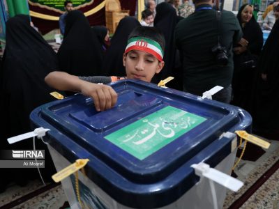 امام جمعه موقت اهواز: مردم برای مقابله با دشمنان پای صندوق‌های رای حاضر شوند
